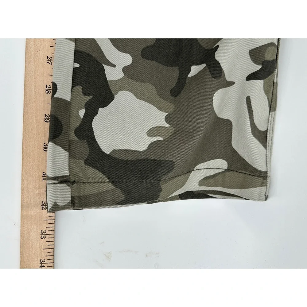 True Religion Cargo Pants Mens 29 Green Camouflage Straight Fit Military Modern